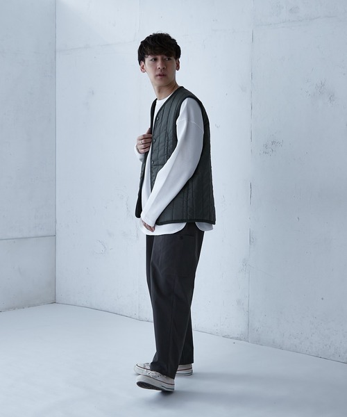 LAVENHAM（ラベンハム）の「【LAVENHAM/ラベンハム】 LAVENSTER COLLARLESS GILET（ダウンベスト・メンズ・オリーブ/ブラック・40/38）」の17枚目の写真