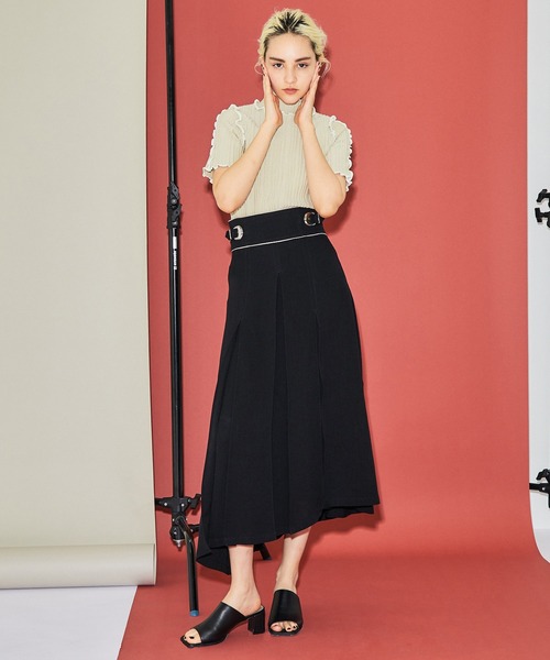 STUDIOUS - 新品　INella ランダムタックメローハーフスリーブ INella（イネラ）の「ランダムタックメローハーフスリーブ
