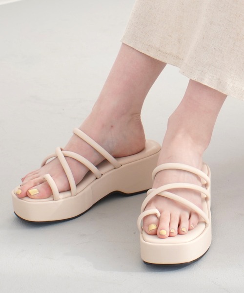 サンダル シューズ厚底クロスストラップサンダル サンダル Amiami アミアミ のファッション