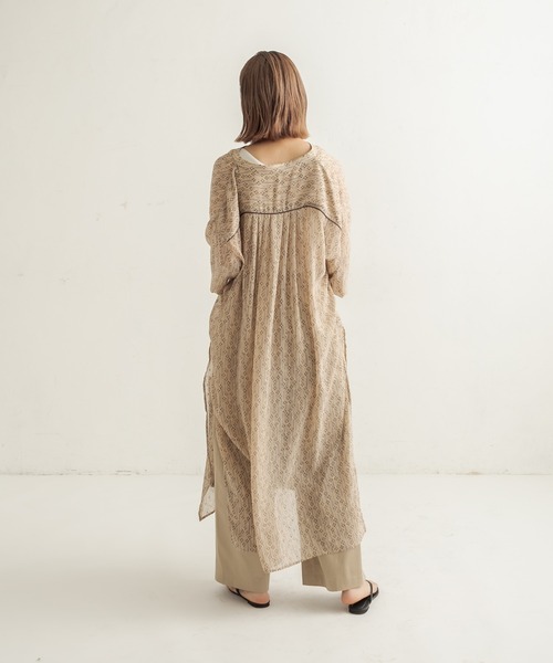 CAPRICIEUX LE'MAGE（カプリシューレマージュ）の「2WAYシアーキカワンピース（ワンピース・レディース・ブラック/ベージュ・FREE）」の7枚目の写真