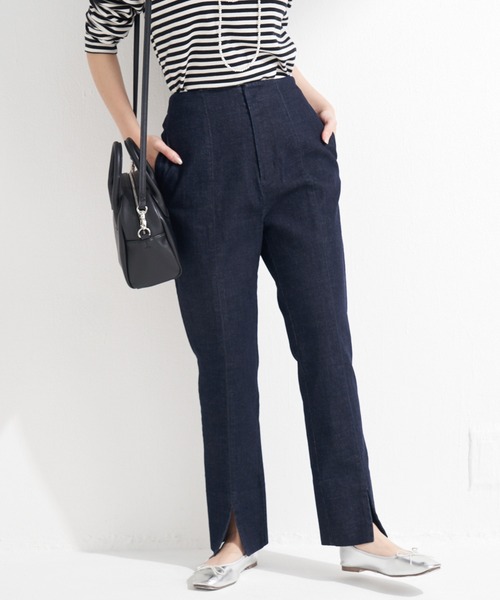 LAVEANGE（ラビアンジェ）の「10.5OZ デニムスリットパンツ（デニムパンツ・レディース・ブラック/ネイビー/ブルー・LL/3L/4L/M/L）」の3枚目の写真