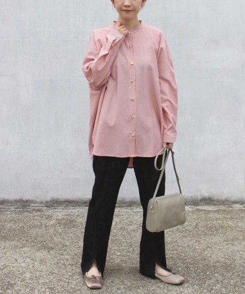 LAVEANGE（ラビアンジェ）の「10.5OZ デニムスリットパンツ（デニムパンツ・レディース・ブラック/ネイビー/ブルー・LL/3L/4L/M/L）」の9枚目の写真