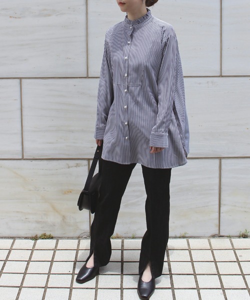 LAVEANGE（ラビアンジェ）の「10.5OZ デニムスリットパンツ（デニムパンツ・レディース・ブラック/ネイビー/ブルー・LL/3L/4L/M/L）」の4枚目の写真