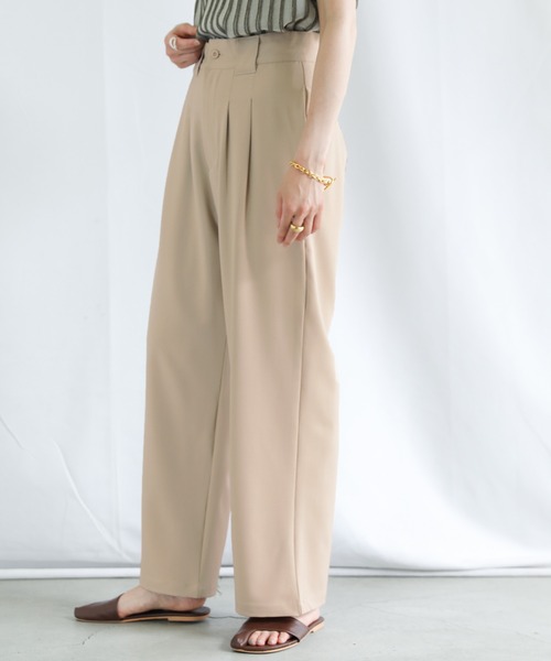 select MOCA(セレクトモカ)の「ワイドベルトループダブルタックストレートパンツ(スラックス・レディース・ダークブラウン/オレンジ/ライトベージュ・SMALL/MEDIUM)」の13枚目の写真