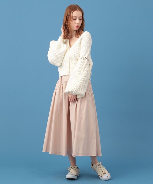 DEICY(デイシー)の「ギャザーボリュームミディスカート(スカート・レディース・ベージュ/ピンクベージュ/グリーン・0/1)」の5枚目の写真