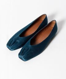 【atelier brugge/アトリエブルージュ】フロントギャザーフラットサテンシューズ