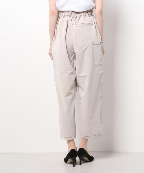 179/WG（イチナナキュウダブルジー）の「配色ステッチイージーサルエルパンツ（その他パンツ・レディース・ブラック/グレー/ベージュ・MEDIUM）」の4枚目の写真