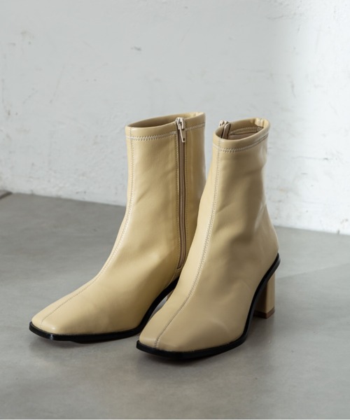 mystic(ミスティック)の「スクエアショートブーツ(ブーツ・レディース・アイボリー/ブラック/ベージュ・37/38/36)」の9枚目の写真