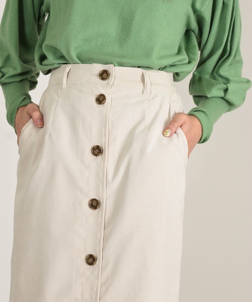 w closet（ダブルクローゼット）の「前開きコーデュロイスカート（スカート・レディース・グレー/サックスブルー/スミクロ/アイボリー・マルチサイズ）」の12枚目の写真