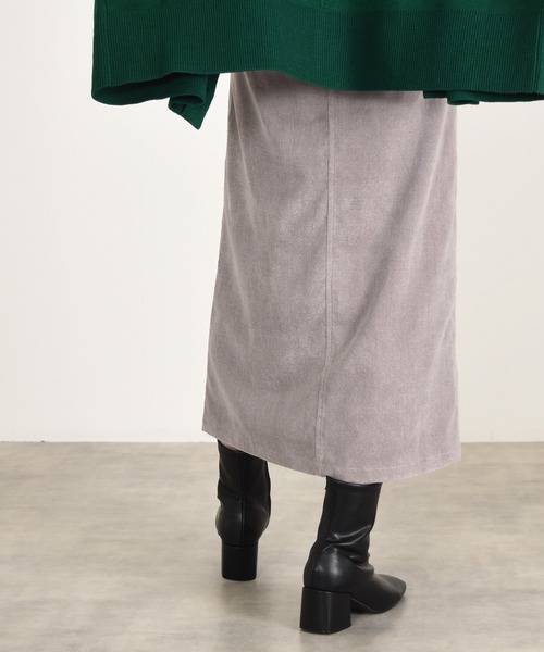 w closet（ダブルクローゼット）の「前開きコーデュロイスカート（スカート・レディース・グレー/サックスブルー/スミクロ/アイボリー・マルチサイズ）」の20枚目の写真