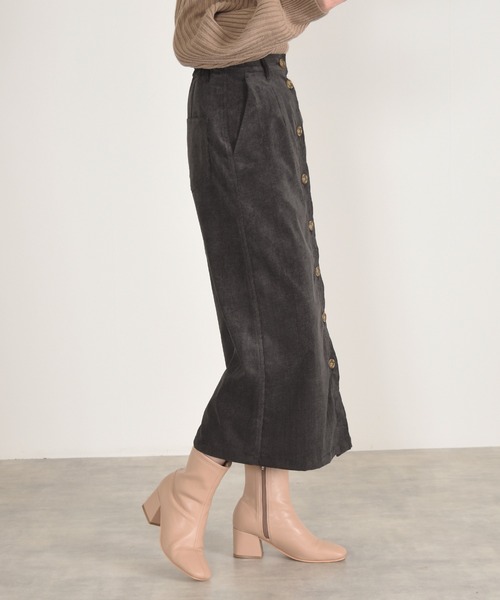 w closet（ダブルクローゼット）の「前開きコーデュロイスカート（スカート・レディース・グレー/サックスブルー/スミクロ/アイボリー・マルチサイズ）」の15枚目の写真