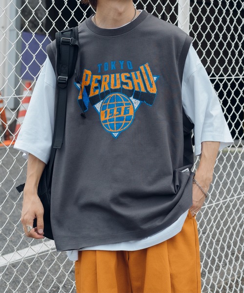 Perushu(ペルーシュ)の「Perushuカレッジロゴベスト(ベスト・メンズ・チャコールグレー/グリーン・MEDIUM/LARGE)」の14枚目の写真