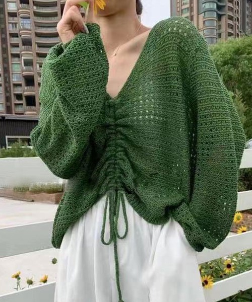 SPIGA（スピーガ）の「センターギャザーVネックニット（ニット/セーター・レディース・ブラック/ベージュ/ブラウン/グレー/グリーン・FREE）」の8枚目の写真