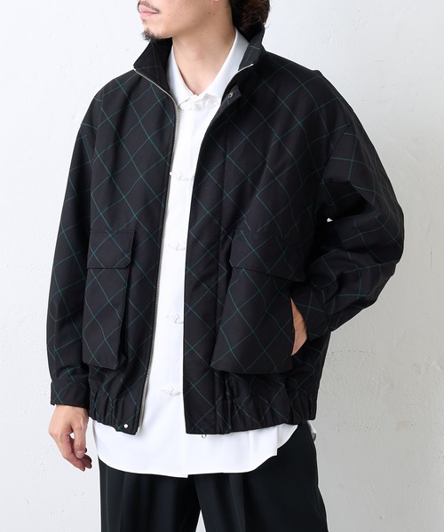 Lui's（ルイス）の「バイアスウインドペンブルゾン（ブルゾン・メンズ・ブラック/パープル・SMALL/MEDIUM）」の5枚目の写真