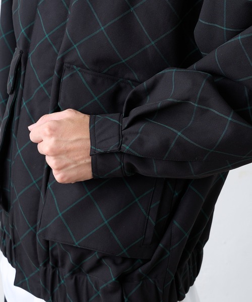 Lui's（ルイス）の「バイアスウインドペンブルゾン（ブルゾン・メンズ・ブラック/パープル・SMALL/MEDIUM）」の16枚目の写真