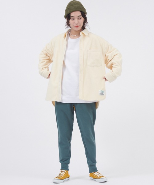 DISCUS ATHLETIC(ディスカス アスレチック)の「DISCUS ATHLETIC/ディスカス アスレチック フリース異素材ビッグシルエットワークシャツ(シャツ/ブラウス・レディース・オフホワイト/ブラック/ブルー・M/L)」の4枚目の写真