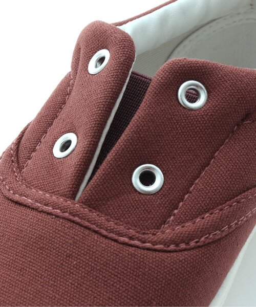 Ampersand（アンパサンド）の「/撥水キャンバススニーカー(トドラーサイズ)（スニーカー・キッズ・カーキ/イエロー/レッド/ベージュ/チャコール/キャメル・22/20/17/18/21/19/16）」の17枚目の写真