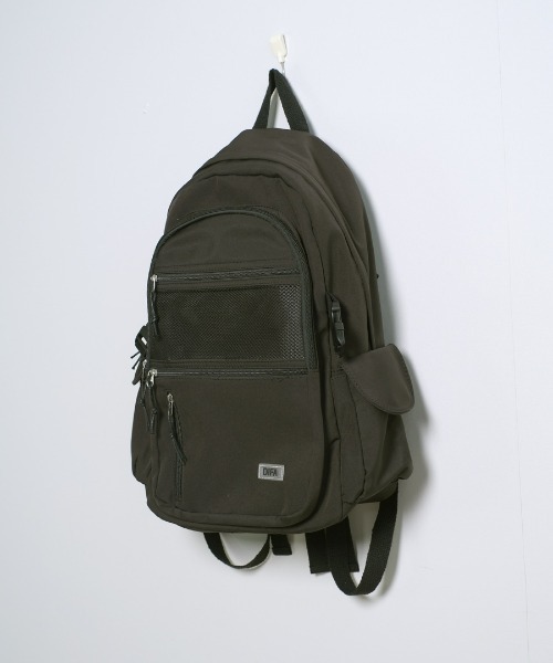 shopnikoniko（ショップニコニコ）の「リュックサック 大容量 黒 通学 韓国 高校生 大学生 トラベルバッグ 一泊 軽量 ９ポケット リュック（バックパック/リュック・レディース・ブラック/パープル/ブルー/アイボリー・フリー）」の12枚目の写真