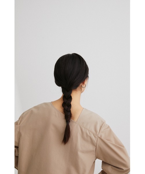 STYLEMIXER(スタイルミキサー)の「ツイストネックブラウス(シャツ/ブラウス・レディース・ホワイト/ブラック/ベージュ・ONESIZE)」の6枚目の写真