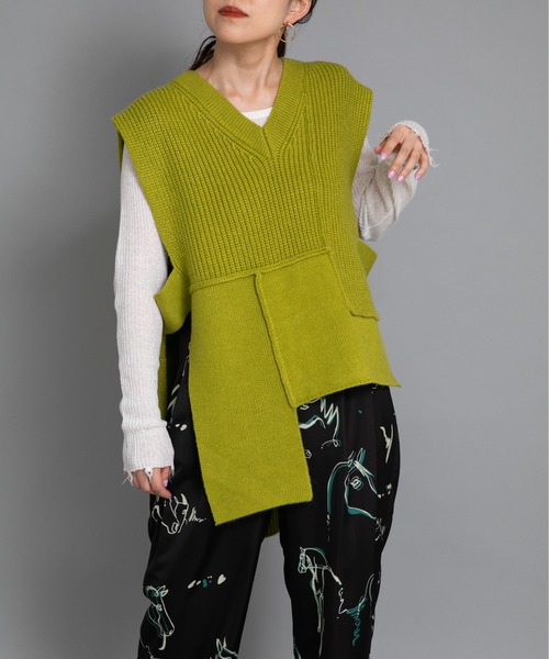 Eimee Law（エイミーロウ）の「編地デザインニットベスト（ベスト・レディース・黄緑系/ライトグレー/ブラック・38）」の7枚目の写真