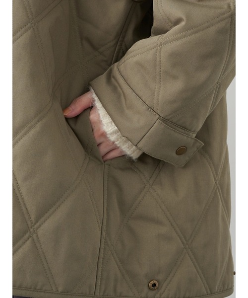 earth music&ecology（アースミュージックアンドエコロジー）の「ノーカラーキルティングコート ＊（ノーカラーコート・レディース・ブラック/ベージュ/カーキ・FREE）」の17枚目の写真