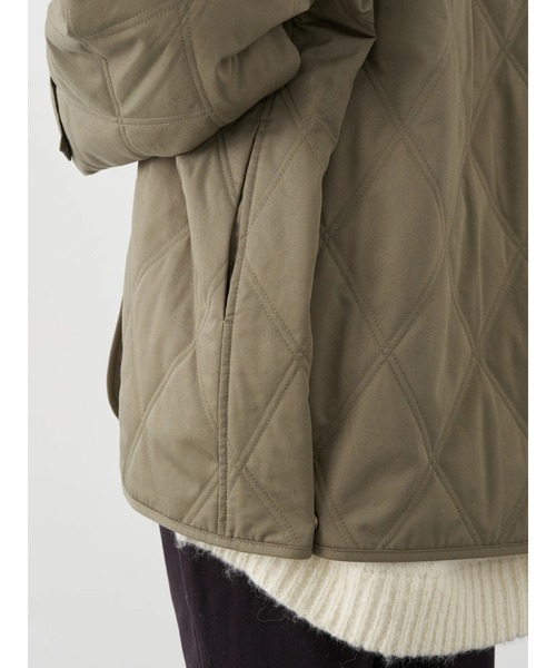 earth music&ecology（アースミュージックアンドエコロジー）の「ノーカラーキルティングコート ＊（ノーカラーコート・レディース・ブラック/ベージュ/カーキ・FREE）」の11枚目の写真