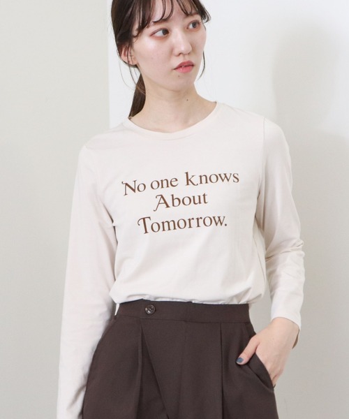 archives(アルシーヴ)の「フロッキープリントロンT(Tシャツ/カットソー・レディース・オフホワイト/ベージュ/ブラック/ブラウン・MEDIUM)」の20枚目の写真