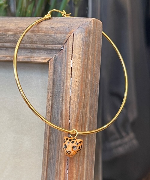 BEARDSLEY（ビアズリー）の「《nach》アニマルフープピアス（片耳用）（ピアス（片耳用）・レディース・ゴールド・FREE）」の5枚目の写真