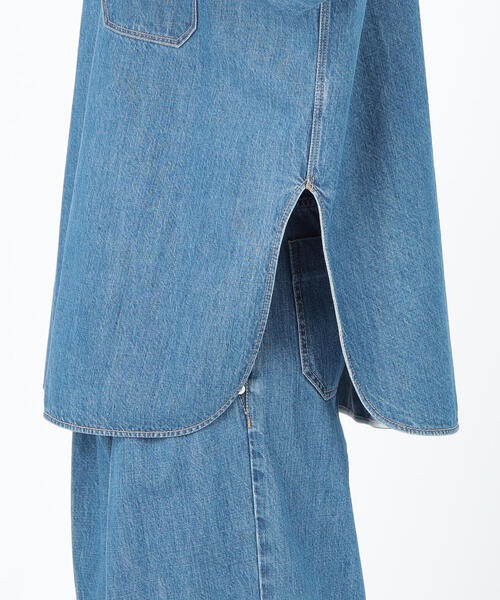 TOMORROWLAND （トゥモローランド）の「コットンデニム オーバーサイズドシャツ（シャツ/ブラウス・レディース・ブルー・36）」の12枚目の写真