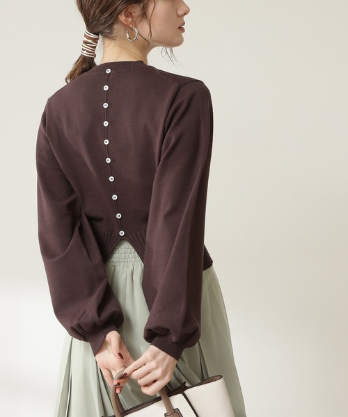 N.（N. Natural Beauty Basic）（エヌエヌナチュラルビューティーベーシック）の「◆バックボタンスリットニット（ニット/セーター・レディース・ダークブラウン/パープル/オフホワイト/ブルー・MEDIUM）」の12枚目の写真