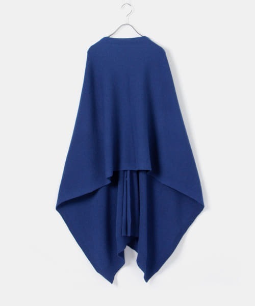 iI（アイ）の「iI　knit cape（ニット/セーター・レディース・ベージュ/グレー/レッド/ブルー・ONE）」の3枚目の写真