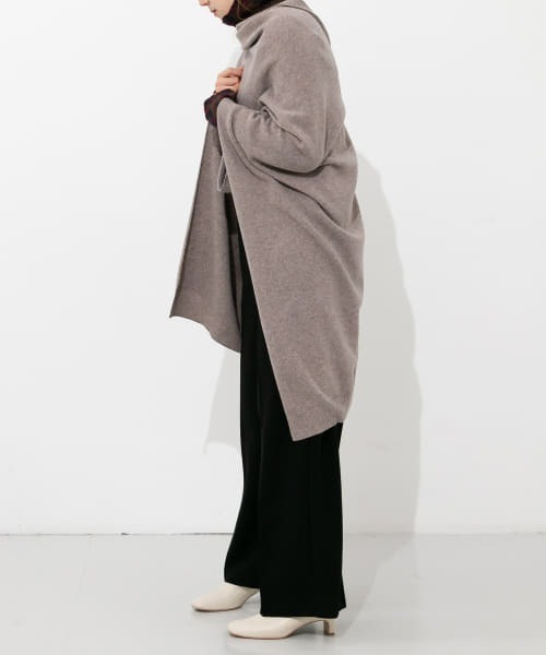 iI（アイ）の「iI　knit cape（ニット/セーター・レディース・ベージュ/グレー/レッド/ブルー・ONE）」の19枚目の写真