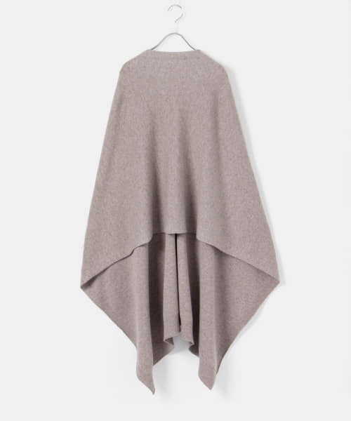 iI（アイ）の「iI　knit cape（ニット/セーター・レディース・ベージュ/グレー/レッド/ブルー・ONE）」の16枚目の写真