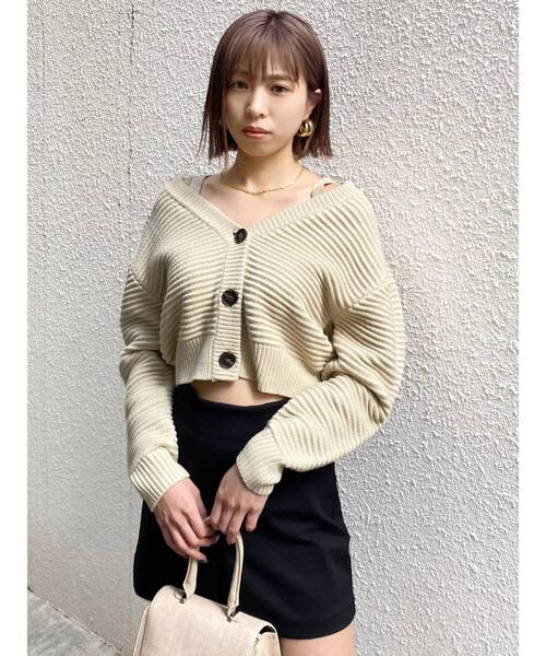 EMODA(エモダ)の「クロップレイヤードニット(ニット/セーター・レディース・アイボリー/ブラック/ブルー・FREE)」の7枚目の写真