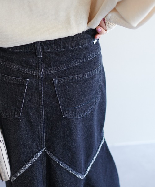 SOMETHING（サムシング）の「【SOMETHING/サムシング】デニムマーメイドスカート（デニムスカート・レディース・ブラック/スカイブルー・SMALL/MEDIUM）」の13枚目の写真