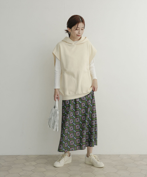 URBAN RESEARCH DOORS(アーバンリサーチドアーズ)の「プリントフレアスカート(スカート・レディース・グリーン/ベージュ・1)」の20枚目の写真