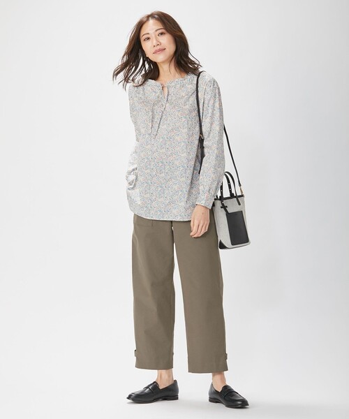 J.PRESS(ジェイプレス)の「【洗える・吸水速乾・ 接触冷感】T/Cリネンツイル ベイカー パンツ(その他パンツ・レディース・カーキ系/ネイビー系・9/11/7)」の11枚目の写真