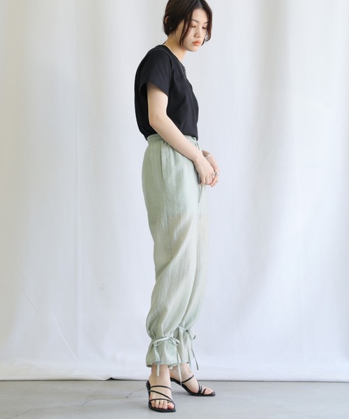 select MOCA(セレクトモカ)の「クルーネックコットンベーシックTシャツ(Tシャツ/カットソー・レディース・ブラック/オフホワイト/カーキ/ライトベージュ・FREE)」の22枚目の写真