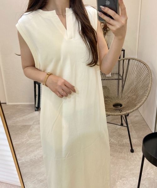 Doux archives（ドゥアルシーヴ）の「［セットアイテム］web限定　ミニ裏毛マルチＷＡＹカーディガンセットワンピース（ワンピース・レディース・アイボリー/グレイッシュベージュ/グレイッシュブルー・FREE）」の19枚目の写真