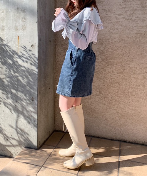 ラッフルケープカラーブラウス