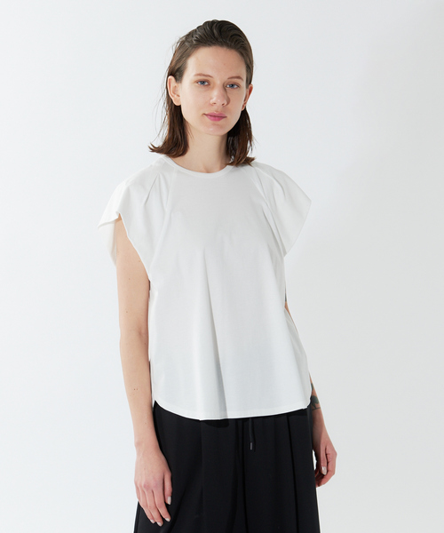 qualite（カリテ）の「《セットアップ対応》クールスムースフレアーカットソー（Tシャツ/カットソー・レディース・ブラック/オフホワイト/モカ/ボルドー・フリー）」の7枚目の写真