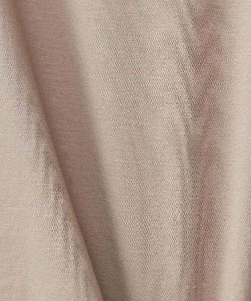 qualite（カリテ）の「《セットアップ対応》クールスムースフレアーカットソー（Tシャツ/カットソー・レディース・ブラック/オフホワイト/モカ/ボルドー・フリー）」の10枚目の写真