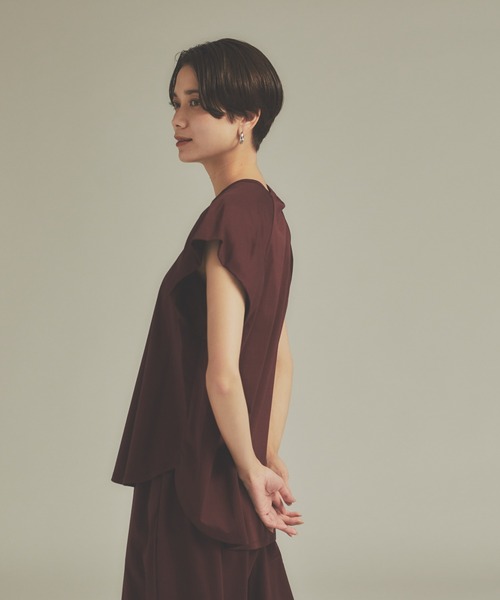 qualite（カリテ）の「《セットアップ対応》クールスムースフレアーカットソー（Tシャツ/カットソー・レディース・ブラック/オフホワイト/モカ/ボルドー・フリー）」の20枚目の写真