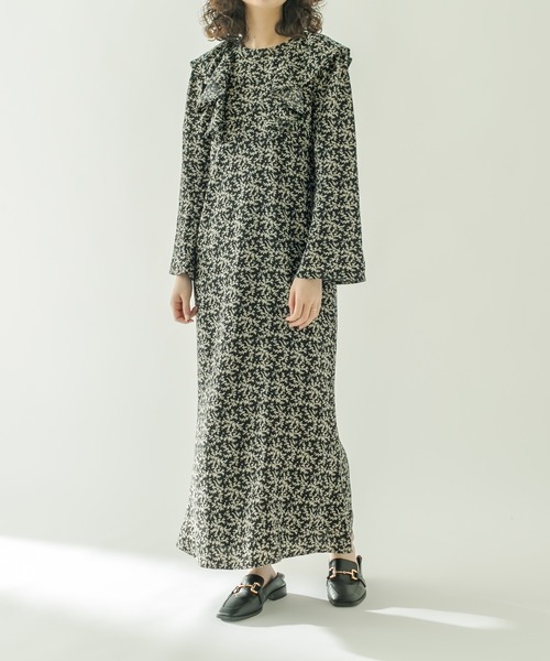 mystic（ミスティック）の「花柄フリルワンピース（ワンピース・レディース・ブラック/ダークブラウン・1/2）」の3枚目の写真