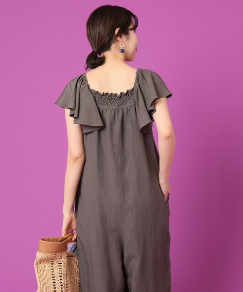 IENA LA BOUCLE（イエナラブークル）の「IENA LA BOUCLE V/L ラッフルオールインワン（つなぎ/オールインワン・レディース・グリーン/チャコールグレー・FREE）」の11枚目の写真