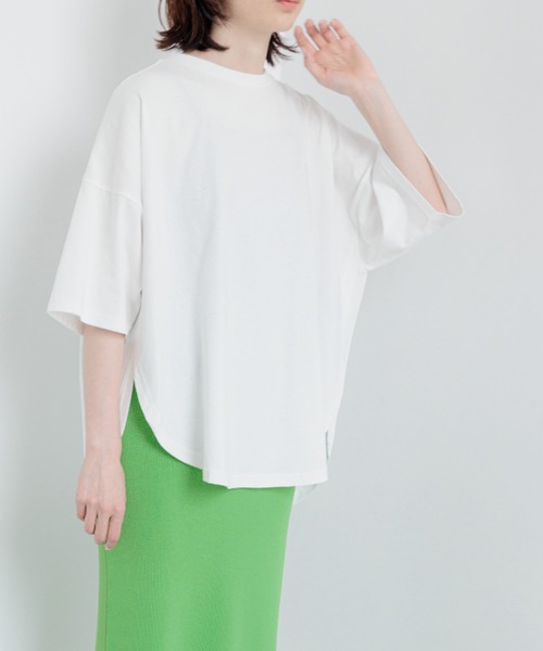 yuw（ユウ）の「ラウンドルーズＴee　294530（Tシャツ/カットソー・レディース・グレー/オフホワイト/ピンク/ブルー/ブラック/バーガンディー/ピンク系その他・FREE）」の8枚目の写真