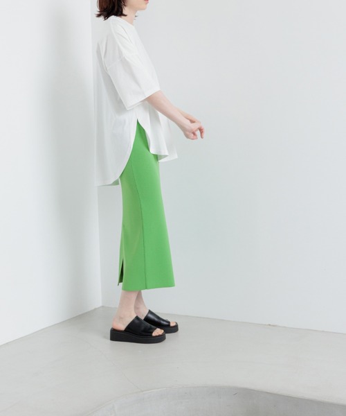 yuw（ユウ）の「ラウンドルーズＴee　294530（Tシャツ/カットソー・レディース・グレー/オフホワイト/ピンク/ブルー/ブラック/バーガンディー/ピンク系その他・FREE）」の10枚目の写真