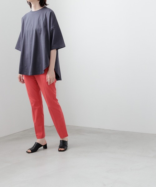 yuw（ユウ）の「ラウンドルーズＴee　294530（Tシャツ/カットソー・レディース・グレー/オフホワイト/ピンク/ブルー/ブラック/バーガンディー/ピンク系その他・FREE）」の15枚目の写真