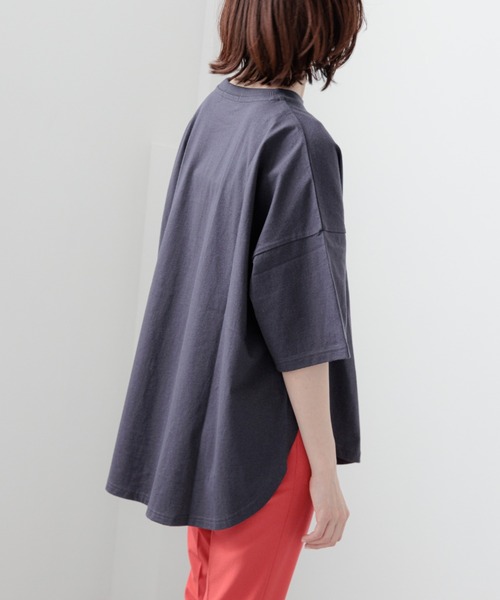 yuw（ユウ）の「ラウンドルーズＴee　294530（Tシャツ/カットソー・レディース・グレー/オフホワイト/ピンク/ブルー/ブラック/バーガンディー/ピンク系その他・FREE）」の13枚目の写真