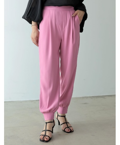 Re:EDIT（リエディ）の「[新サイズ追加][低身長/高身長/大きいサイズ有][洗濯機で洗える]ジョーゼットフロントタックジョガーパンツ（その他パンツ・レディース・ブラック/パープル/グリーン/ピンク/グレー/アイボリー・SMALL/MEDIUM/LARGE/SHORT/TALL/X-LARGE）」の19枚目の写真